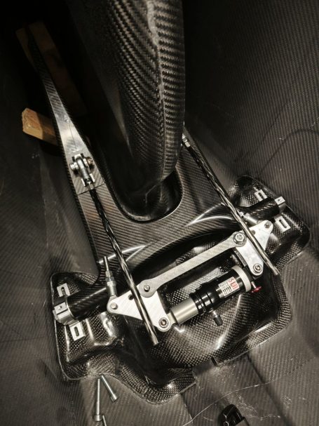 Schwinge mit Federung